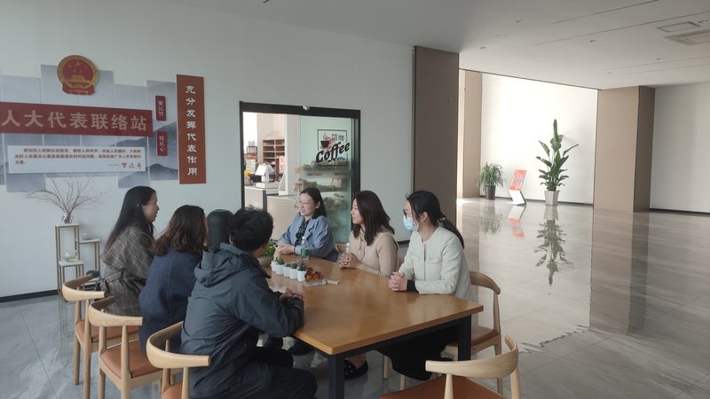 美妆直播代运营与传统代运营：一场直播，两种运营策略
